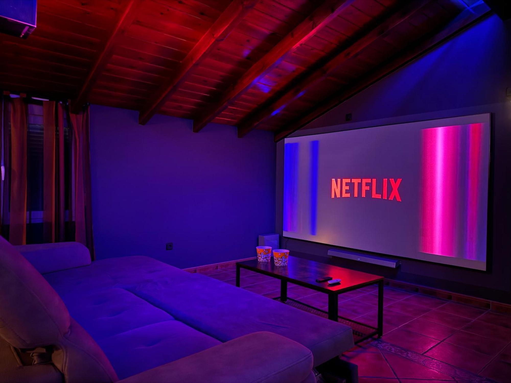 El Parral - Piscina Y Sala De Cine Holiday home